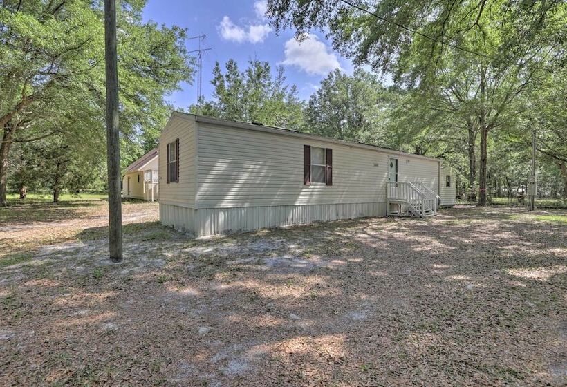 Cozy Florida Getaway, 14 Mi To Royal Springs!