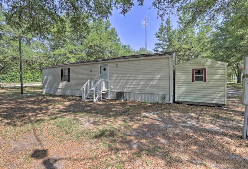 Cozy Florida Getaway, 14 Mi To Royal Springs!