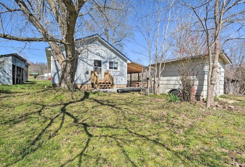 Cozy Lesterville Home Near Parks & Forests!