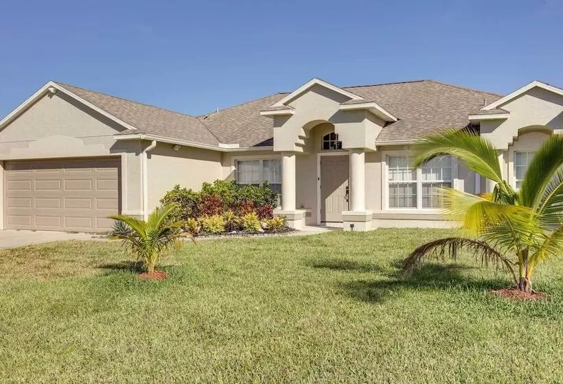 Family Friendly Port St Lucie Home W/ Patio!