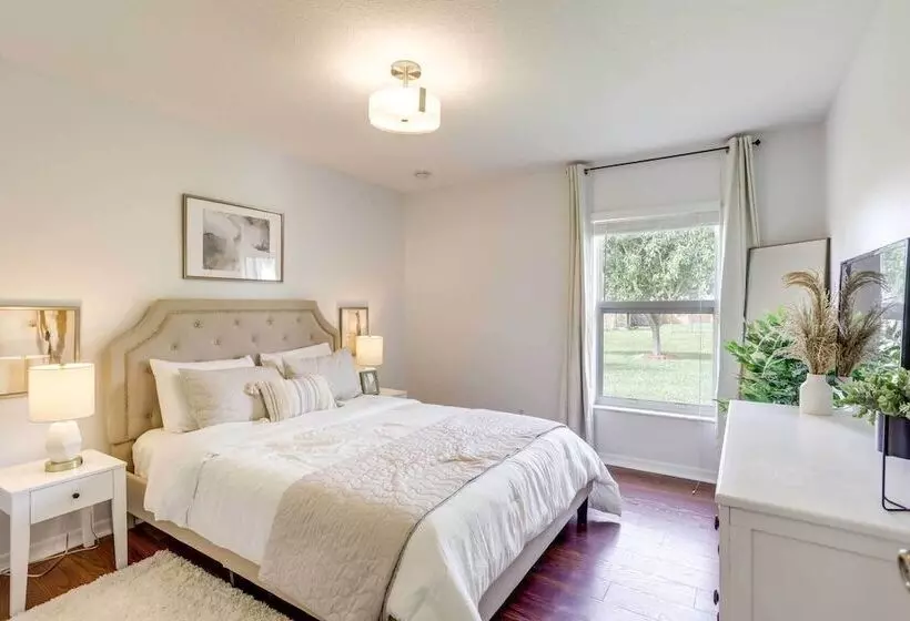 Family Friendly Port St Lucie Home W/ Patio!