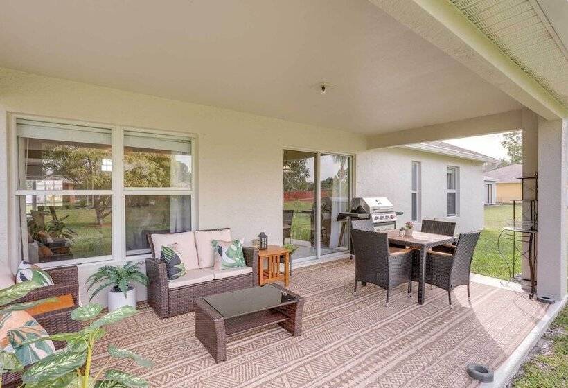 Family Friendly Port St Lucie Home W/ Patio!