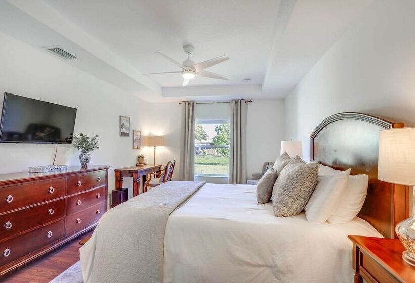 Family Friendly Port St Lucie Home W/ Patio!