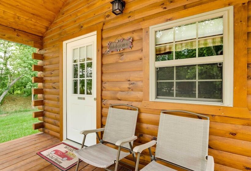 Florence Cabin W/ On Site Creek!