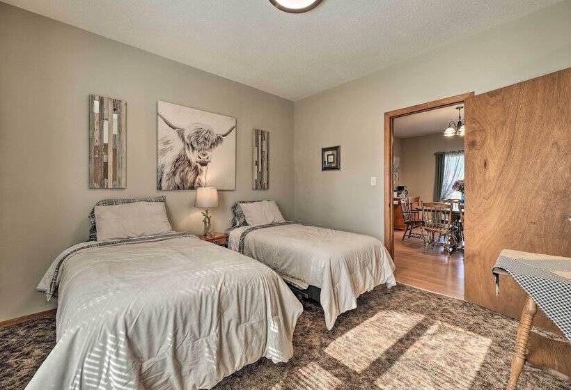 Historical West Mineral Escape W/ Porch!