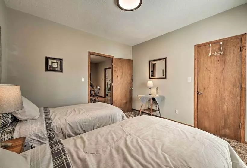 Historical West Mineral Escape W/ Porch!