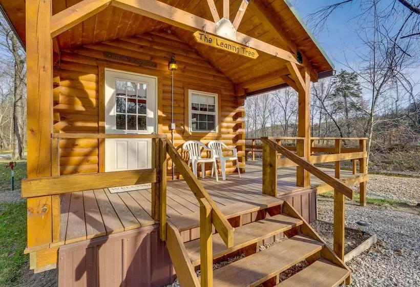 Creek Views & Grill: Idyllic Florence Cabin