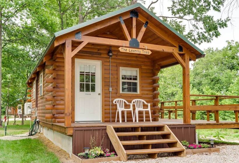 Creek Views & Grill: Idyllic Florence Cabin