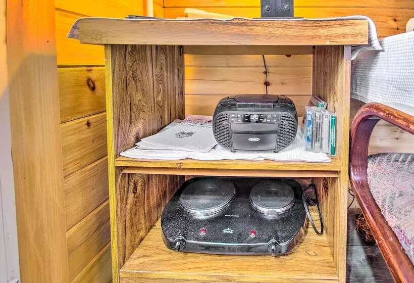 Creek Views & Grill: Idyllic Florence Cabin