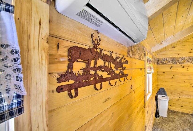 Creek Views & Grill: Idyllic Florence Cabin