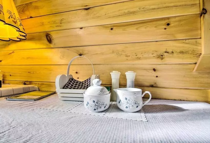 Creek Views & Grill: Idyllic Florence Cabin