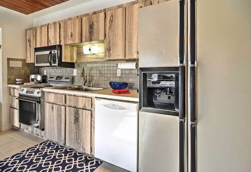 Indian Shores Cottage W/ Cabana   Steps To Beach!