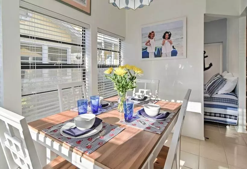 Indian Shores Cottage W/ Cabana   Steps To Beach!