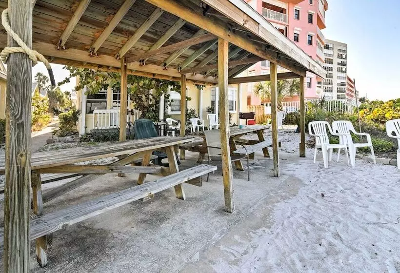 Indian Shores Cottage W/ Cabana   Steps To Beach!