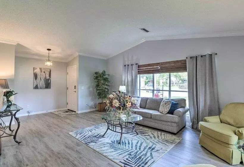 Inviting Lady Lake House: In The Village!