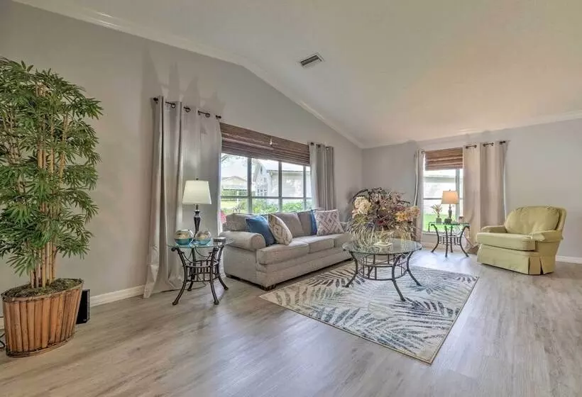 Inviting Lady Lake House: In The Village!