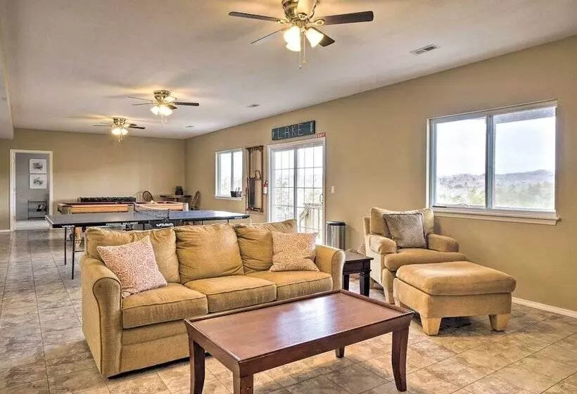 Kimberling City Home W/ Game Room & Lake Access