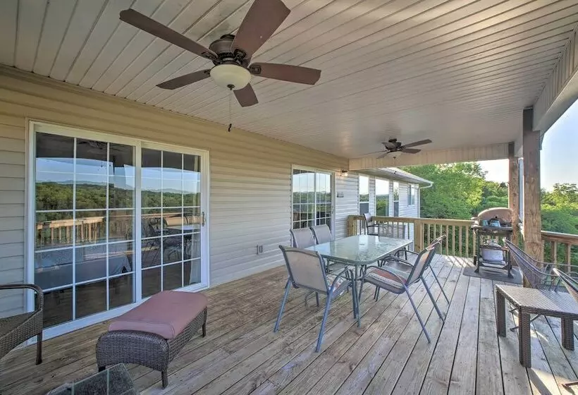 Kimberling City Home W/ Game Room & Lake Access