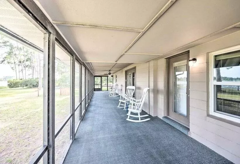 Lakeside Crescent City Cottage: Boat + Dock!