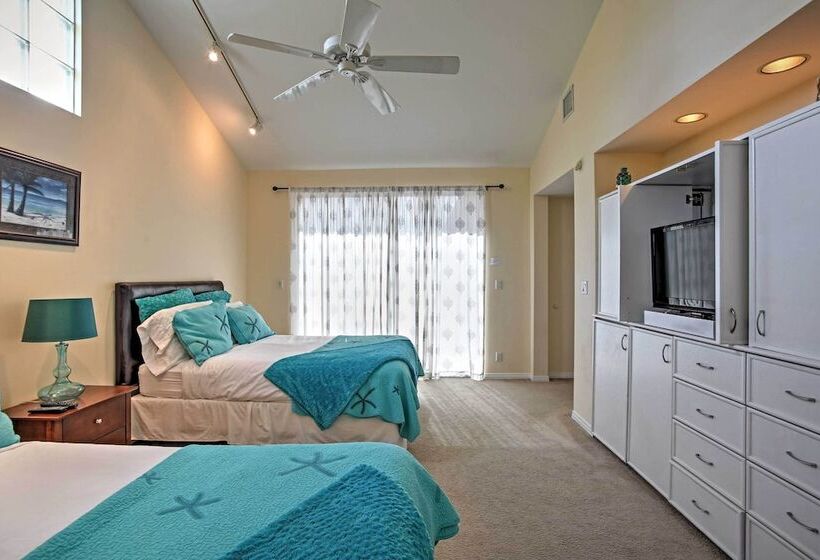 Walk To Private Beach: Poolside Oasis In Pompano