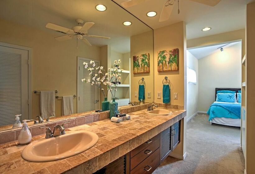 Walk To Private Beach: Poolside Oasis In Pompano