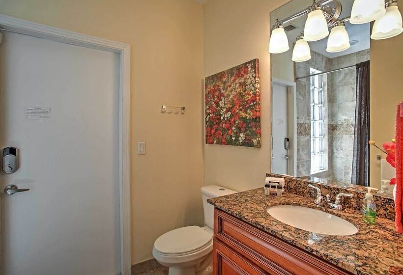 Walk To Private Beach: Poolside Oasis In Pompano