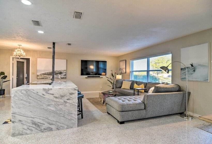 Lush Seminole Surf Inn W/ Backyard Fire Pit!