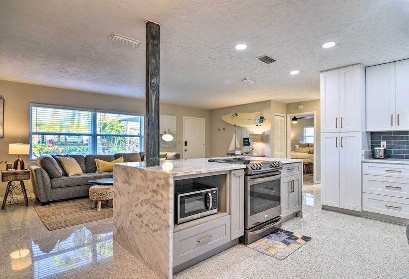 Lush Seminole Surf Inn W/ Backyard Fire Pit!