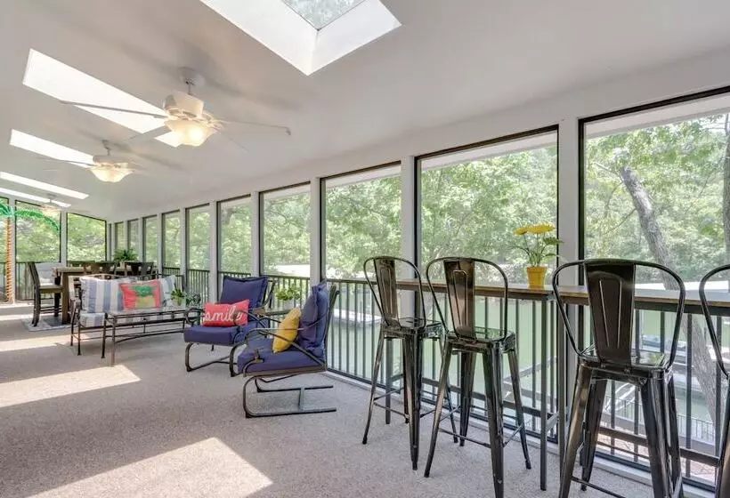 Spacious Decks & Dock: Margaritaville Home!