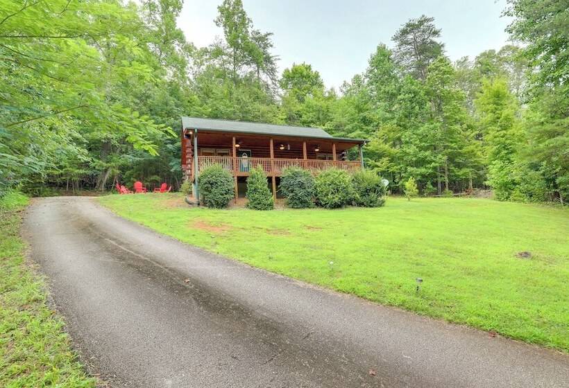 Moonshine Manor  Cabin W/ Hot Tub, Near Lake Lure