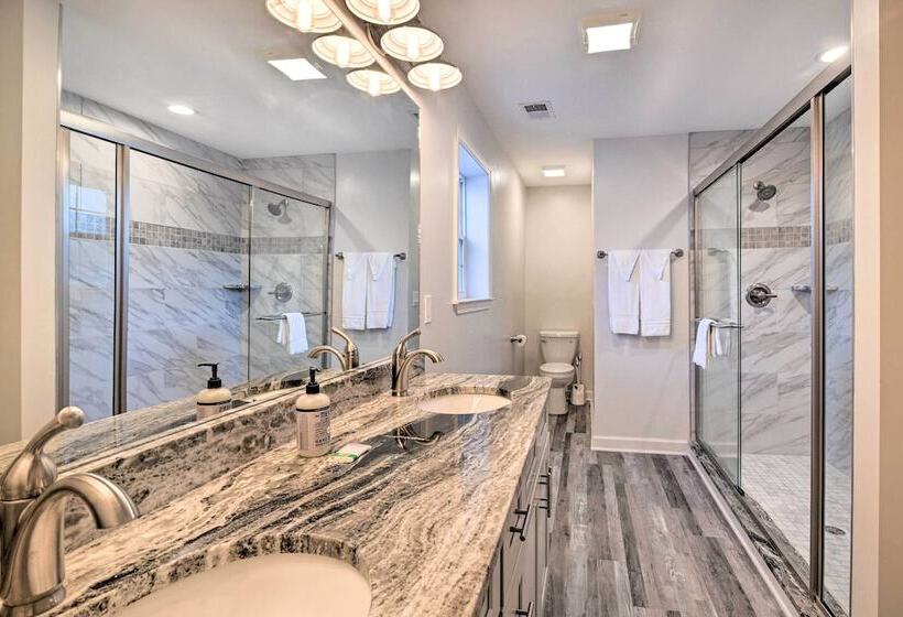 Murrells Inlet Home W/ Fire Pit: Near Beaches