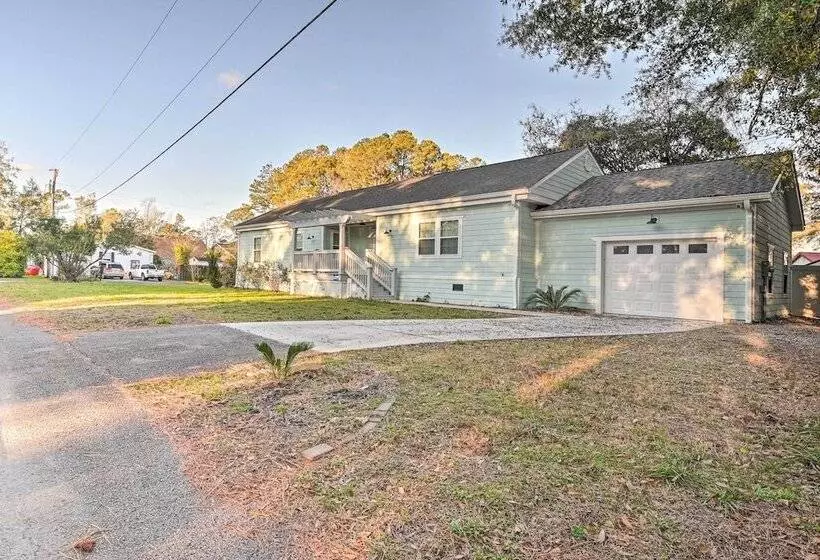 Murrells Inlet Home W/ Fire Pit: Near Beaches