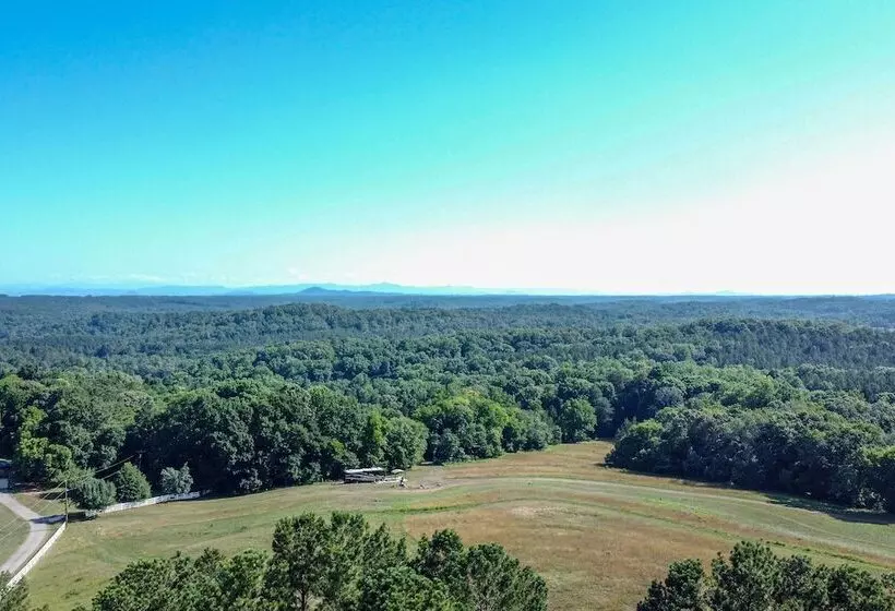 Pet Friendly Central Cottage: 2 Miles To Clemson!