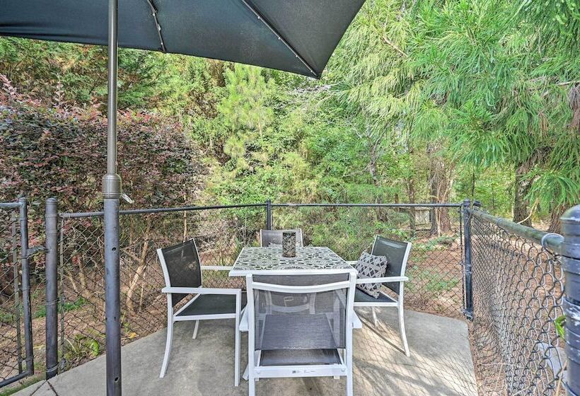 Pet Friendly Central Cottage: 2 Miles To Clemson!