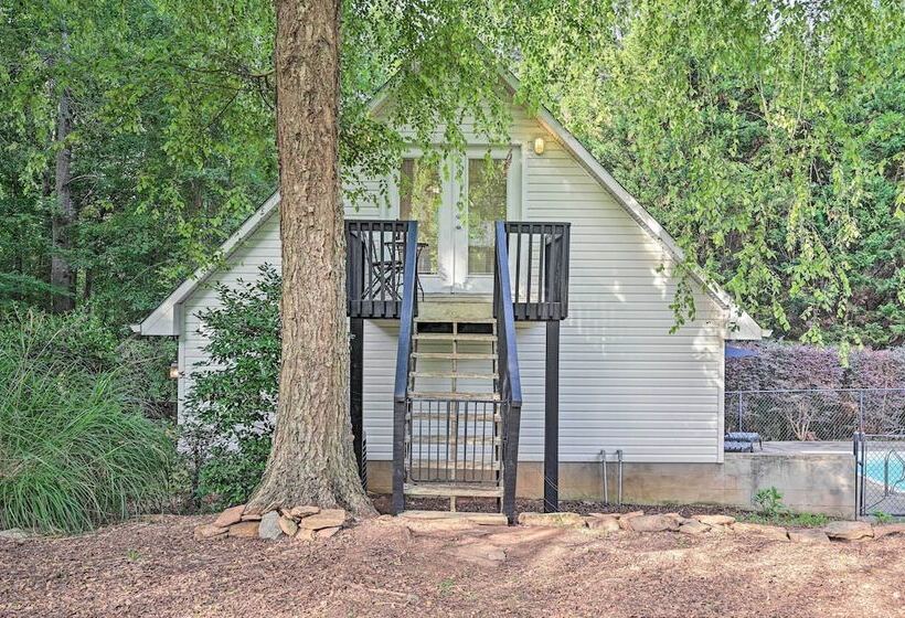 Pet Friendly Central Cottage: 2 Miles To Clemson!