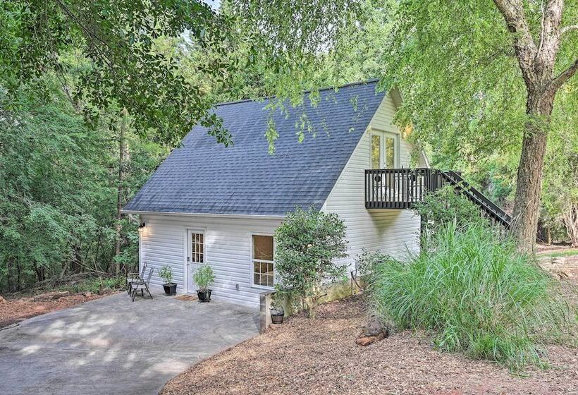 Pet Friendly Central Cottage: 2 Miles To Clemson!
