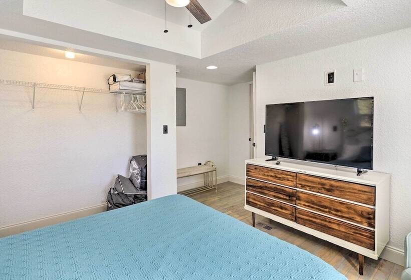 Pet Friendly Home W/ Deck   6 Mi To Cocoa Village!