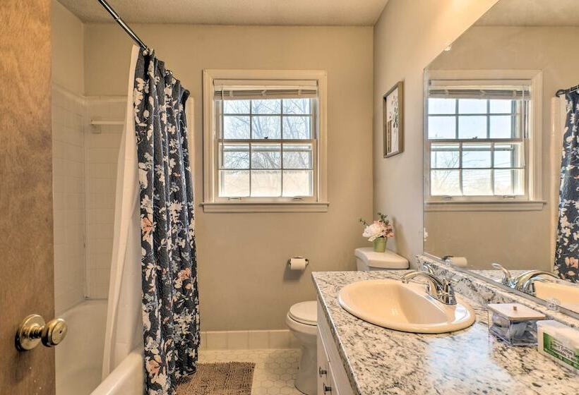 Pet Friendly Easley Family House W/ Game Room