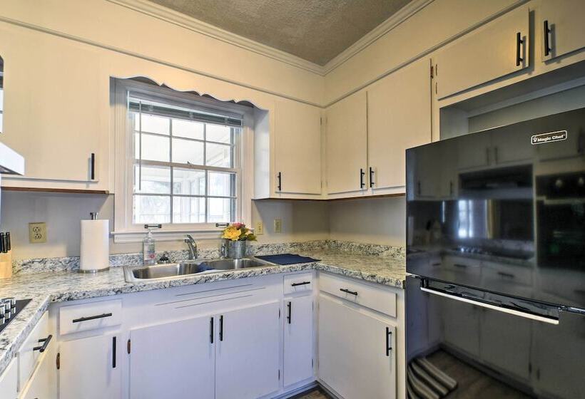 Pet Friendly Easley Family House W/ Game Room