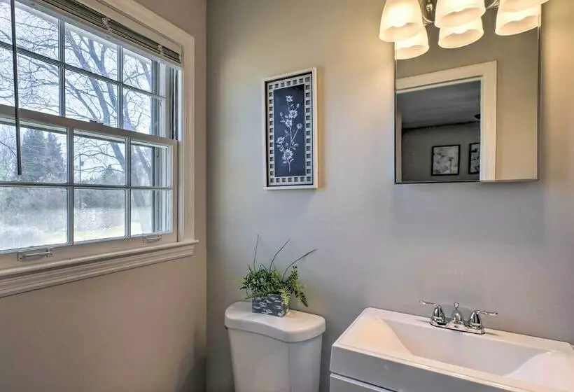 Pet Friendly Easley Family House W/ Game Room