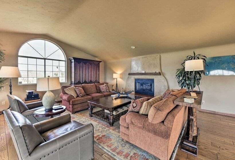 Working Vineyard & Private Pool: Villa In Plymouth