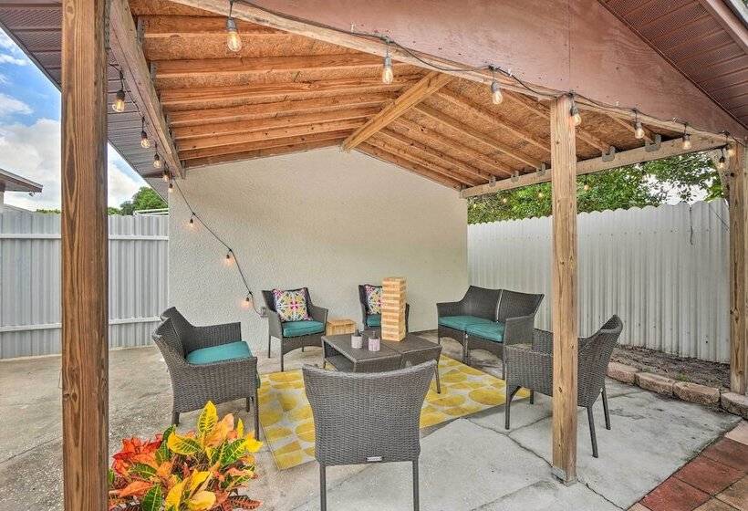 Poseidon S Place  ~ 1 Mi To Bucs Stadium!