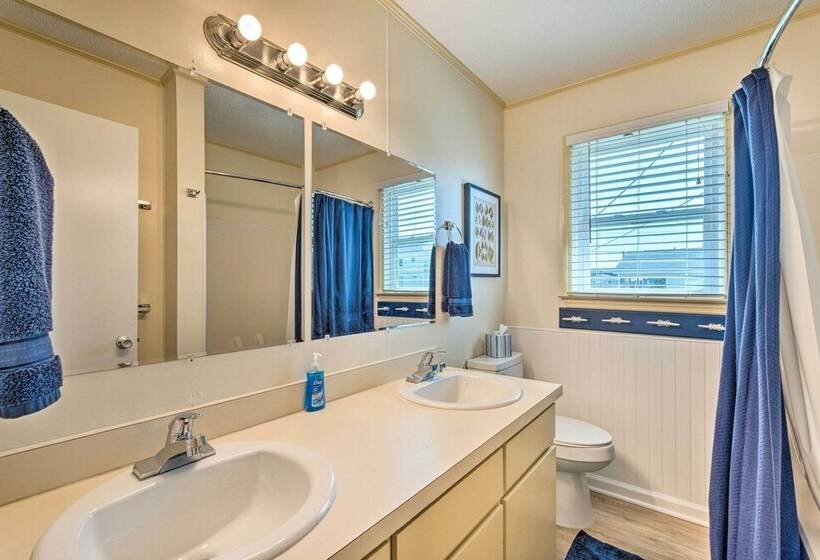 Quaint Sand Dollar Sandbar Walk To Beach!