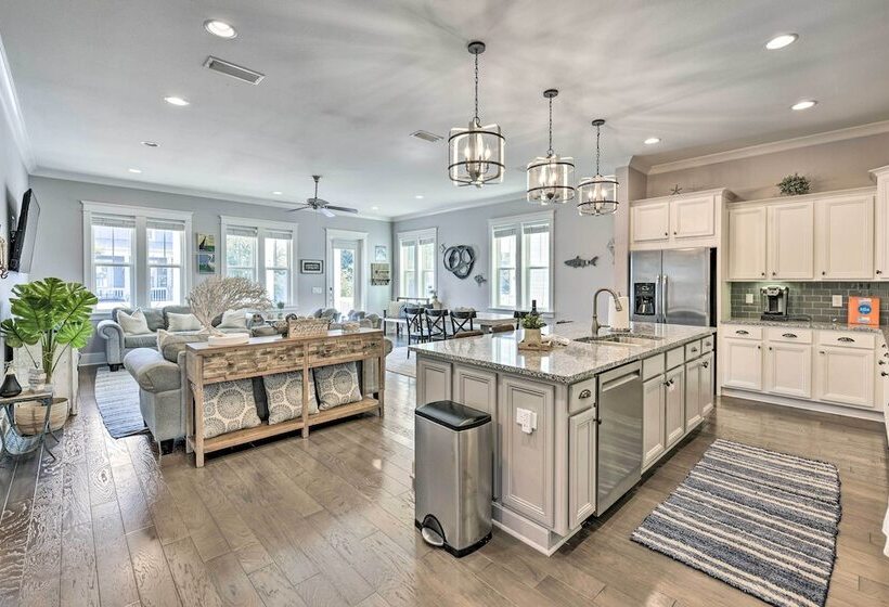 Santa Rosa Beach Retreat W/ Endless Amenities
