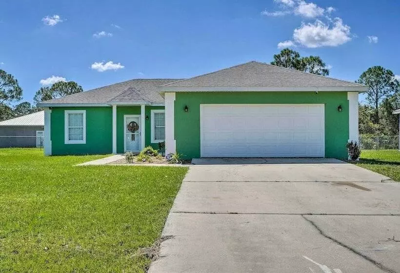 Sebring Gem: Close To Golf & Raceway