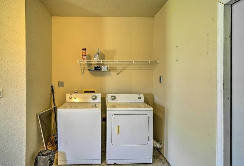 Sebring Gem: Close To Golf & Raceway