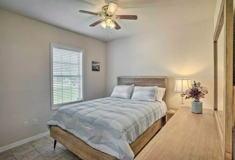 Sebring Gem: Close To Golf & Raceway