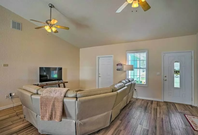 Sebring Gem: Close To Golf & Raceway