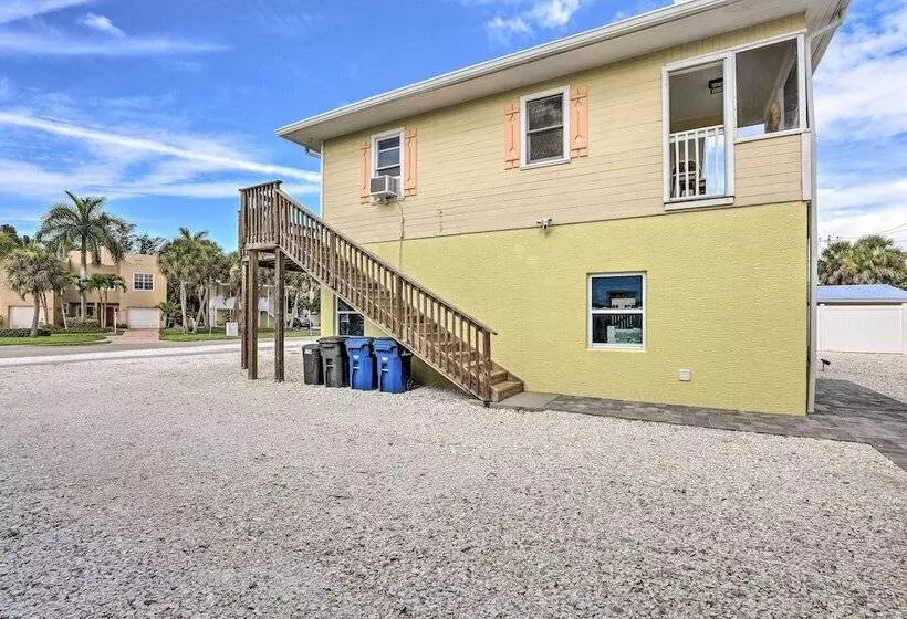 Siesta Key Village Home < Half Mi To Beach!