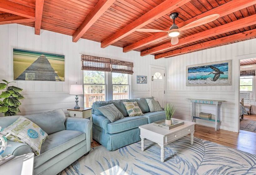 Siesta Key Village Home < Half Mi To Beach!